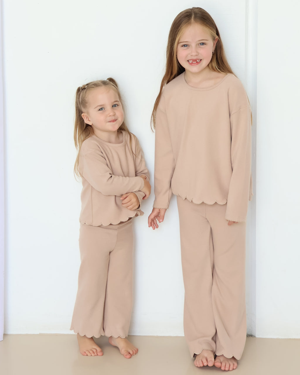 The Florence Scalloped Set - Fawn