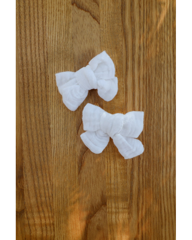 Mini bow clips ~ White